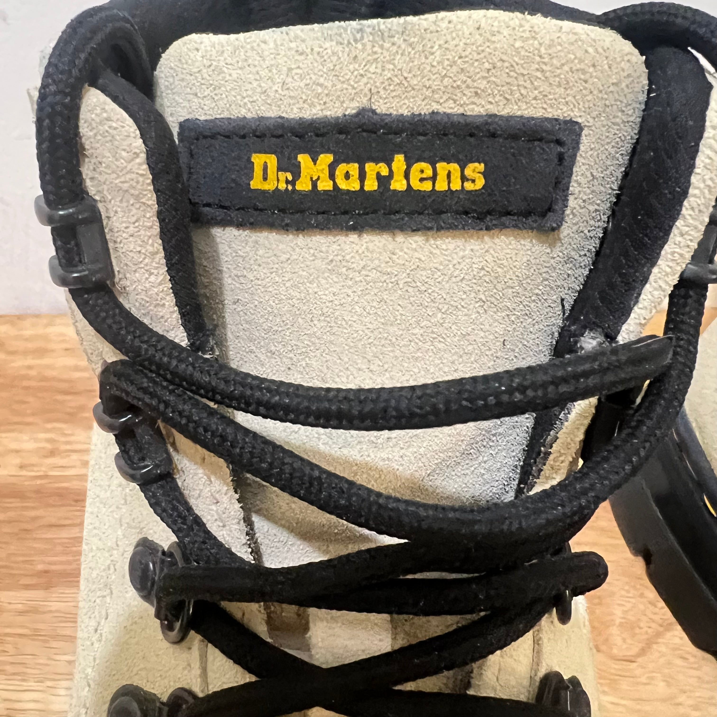 Dr. Martens Women's Combs Suede Utility Boots (pre-owned) Size 5