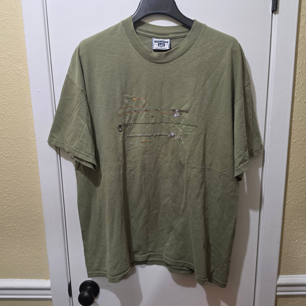 Vintage Lee Embroidered Fishing Graphic T-Shirt - Pre-Owned Women's Oversized Tee